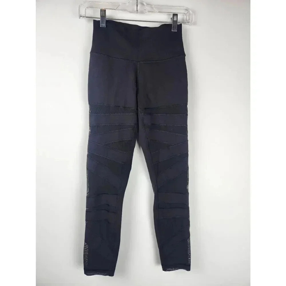 Lululemon Wunder Under Leggings Size 2 or 4 Black Mid Rise